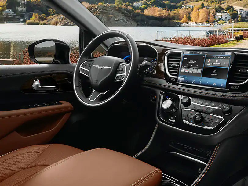 2021 Chrysler Pacifica Minivan Interior