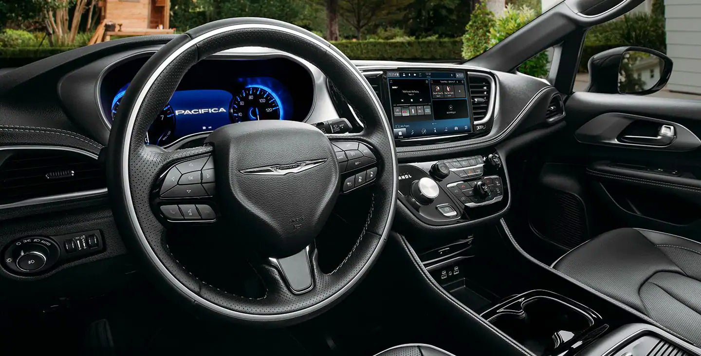 2021 Chrysler Pacifica Hybrid Minivan Interior in Bay City, MI