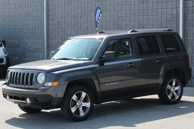 Gently used 2016 Jeep Patriot