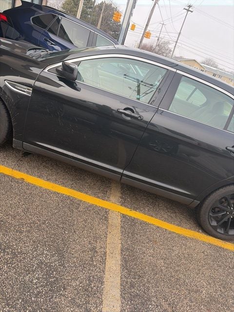 2015 Ford Taurus SEL