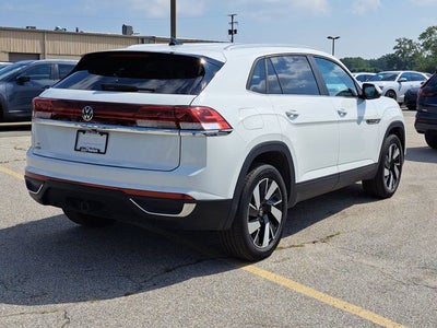 2024 Volkswagen Atlas Cross Sport 2.0T SE w/Technology