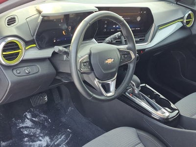 2025 Chevrolet Trax LT