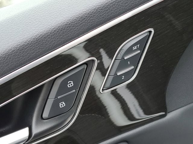 2025 Audi Q7 55 Premium Plus quattro