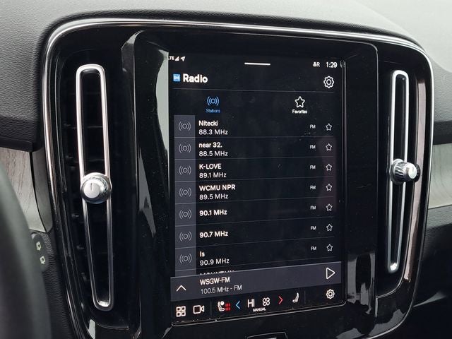 2023 Volvo XC40 Ultimate