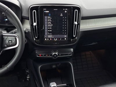 2023 Volvo XC40 Ultimate