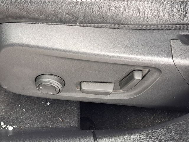 2023 Volvo XC40 Ultimate