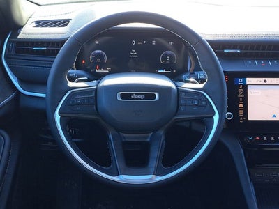 2026 Jeep Grand Cherokee Laredo